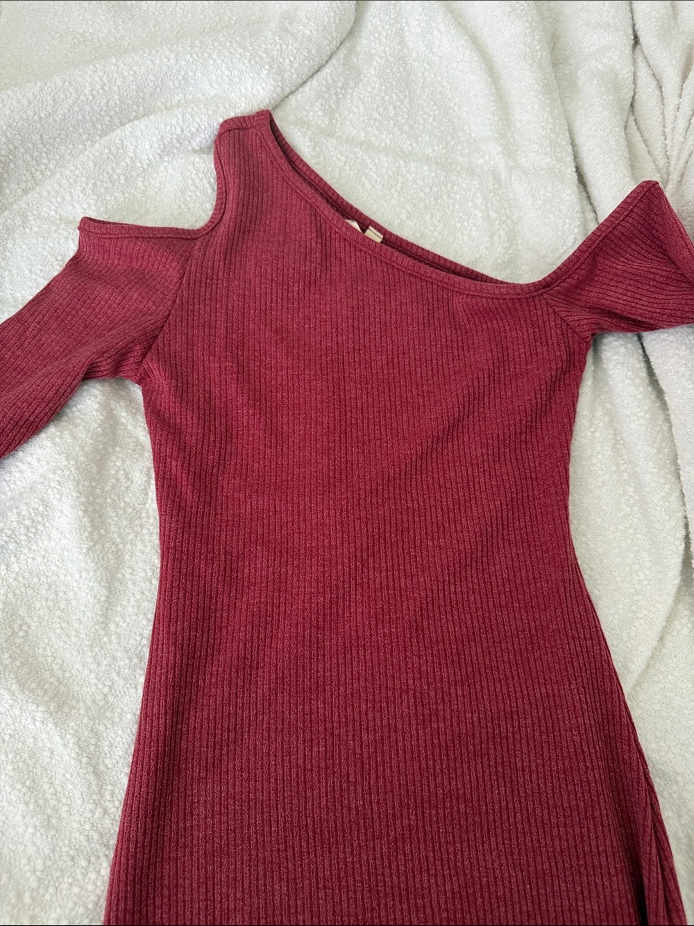 Tyche Ribbed Off-Shoulder Long Sleeve Dress in Deep Berry